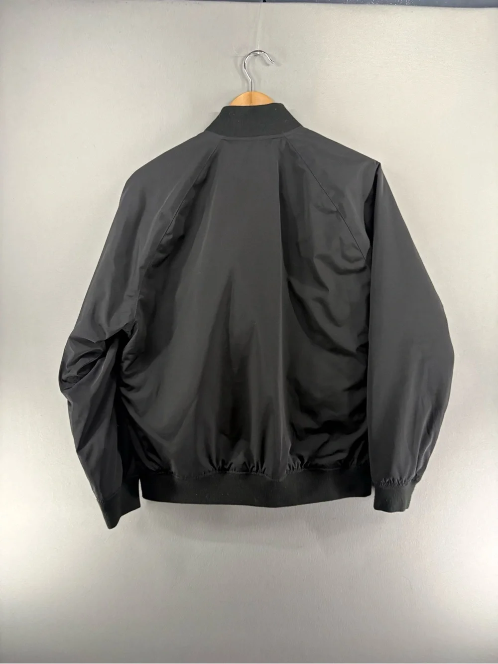 Levis Jacket Mens Small Black Full Zip Quilted Lined Orange Bomber Flight